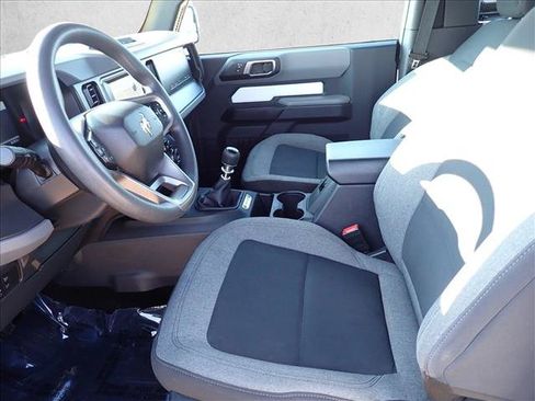Used 2022 Ford Bronco 2-Door w/ Sasquatch Package AWD/4WD image 9