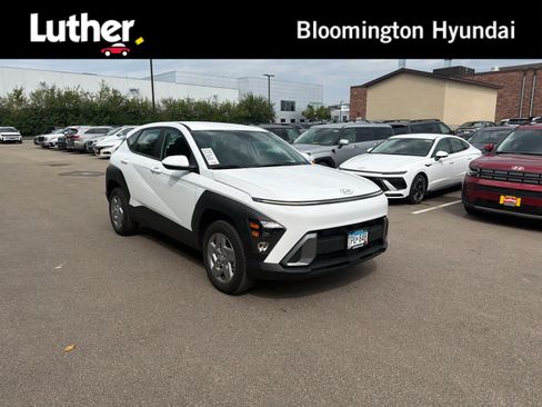 Used 2026 Hyundai Kona SE AWD/4WD image 1