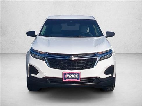 Used 2022 Chevrolet Equinox LS w/ LPO, Floor Liner Package FWD image 2