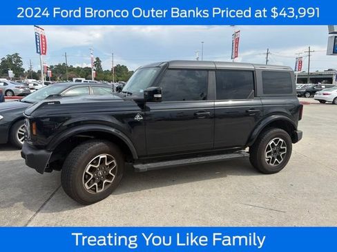 Used 2024 Ford Bronco Outer Banks AWD/4WD image 1