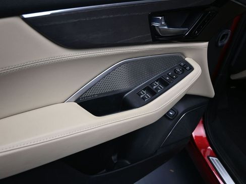 Used 2023 Acura MDX SH-AWD w/ Advance Package image 11