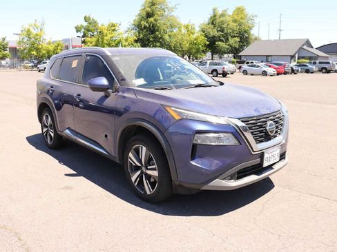 Used 2021 Nissan Rogue SL w/ Premium Package AWD/4WD image 3
