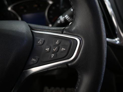 Used 2019 Chevrolet Equinox LT w/ Driver Convenience Package image 31