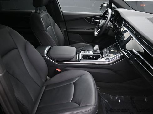 Used 2021 Audi Q7 2.0T Premium w/ Convenience Package image 10