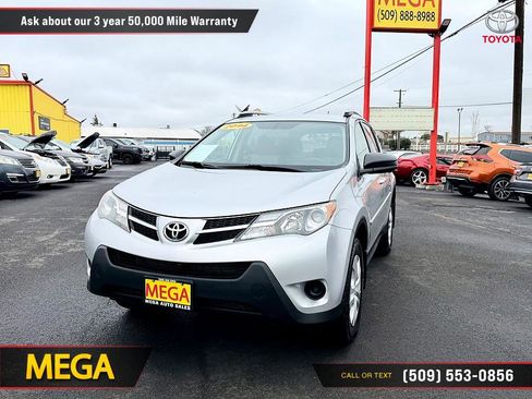 Used 2014 Toyota RAV4 LE image 3