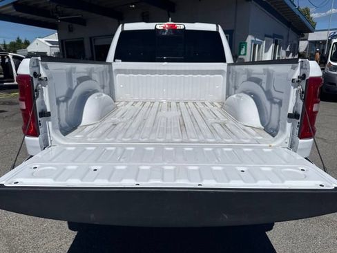 Used 2025 RAM 1500 Laramie w/ Sport Appearance Package AWD/4WD image 15