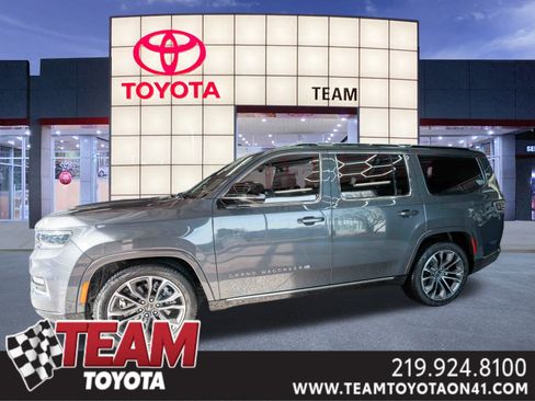 Used 2024 Jeep Grand Wagoneer Series III w/ Rear Seat Video Group 1 image 1