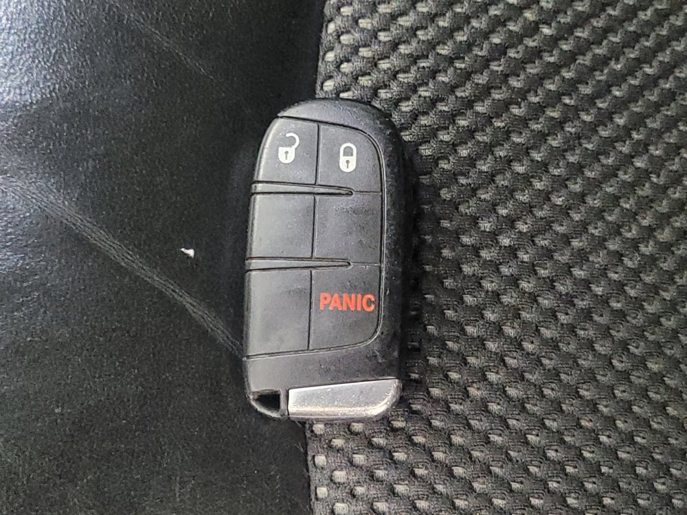 Used 2018 Dodge Journey Crossroad FWD image 32