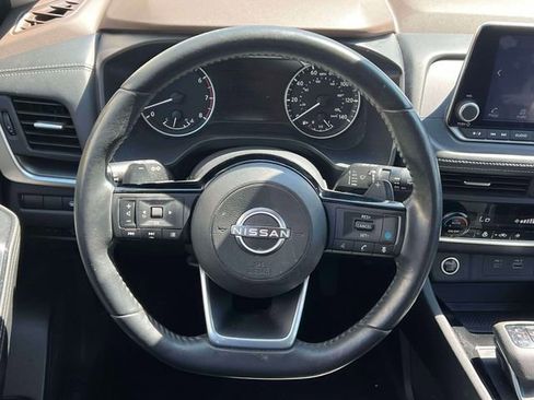 Used 2023 Nissan Rogue SV w/ SV Premium B Package AWD/4WD image 14