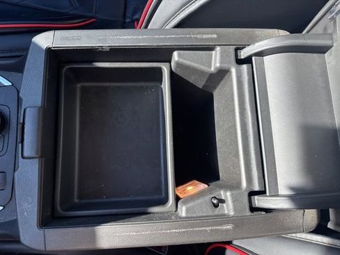 Used 2019 Chevrolet Traverse LT image 27