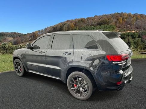 Used 2020 Jeep Grand Cherokee SRT image 5