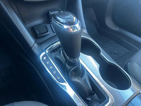 Used 2017 Chevrolet Cruze LT image 20