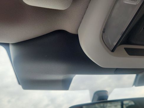 Used 2023 Subaru Forester Premium image 20