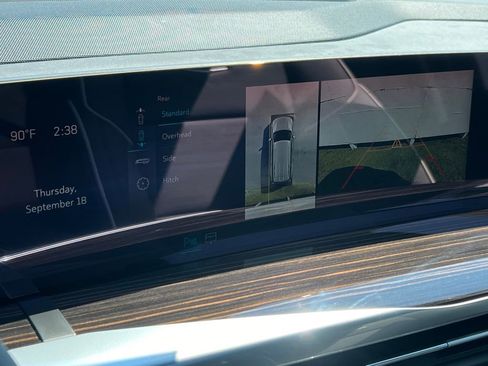 New 2025 Cadillac Escalade Premium Luxury image 46