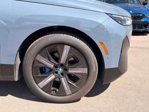 Certified 2024 BMW iX xDrive50 w/ Premium Package AWD/4WD image 3