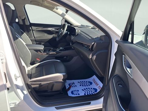 Used 2025 Buick Envision Sport Touring image 10
