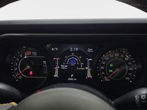 Used 2025 Jeep Wrangler Unlimited Rubicon 392 AWD/4WD image 21