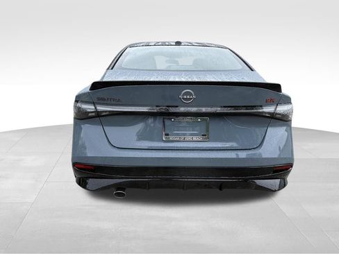 New 2026 Nissan Sentra SR w/ Floor Mat Package FWD image 7