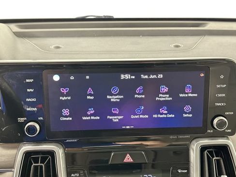 Used 2023 Kia Sorento SX Prestige w/ Panoramic Sunroof Package AWD/4WD image 13
