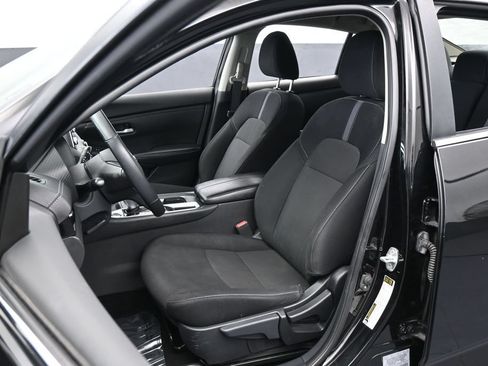 Used 2022 Nissan Sentra SV FWD image 10