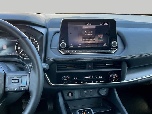 Certified 2025 Nissan Rogue SV AWD/4WD image 7