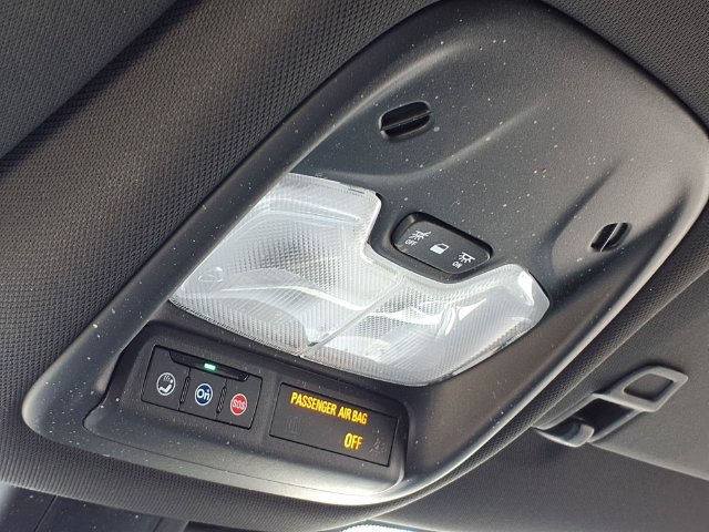 Used 2025 Chevrolet TrailBlazer ACTIV w/ Convenience Package FWD image 14