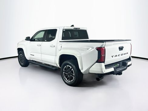 Used 2024 Toyota Tacoma TRD Sport w/ TRD Sport Upgrade Package RWD image 5