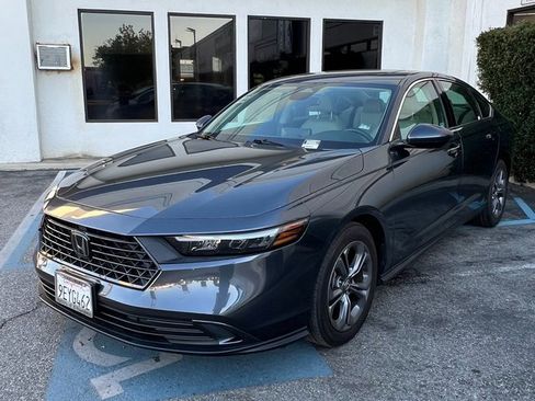 Used 2023 Honda Accord EX image 3