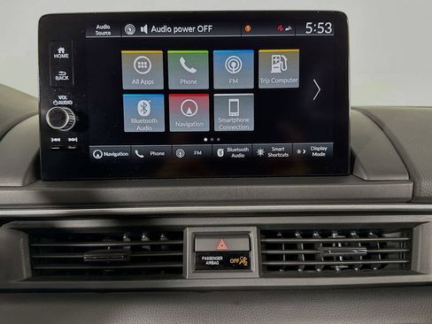 Used 2023 Honda Pilot Touring image 16
