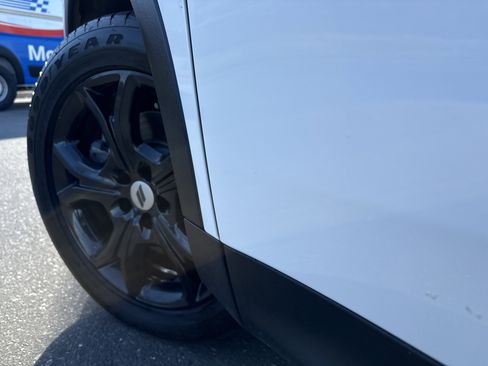 Used 2024 Dodge Hornet GT w/ GT Blacktop Package image 12