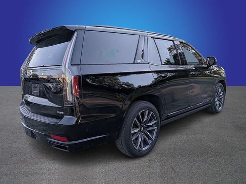 Used 2021 Cadillac Escalade Sport w/ Driver Assist Tech Package AWD/4WD image 4