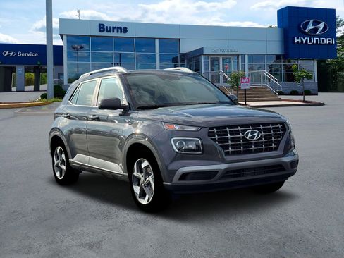 New 2026 Hyundai Venue SEL image 11