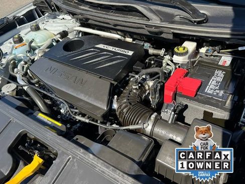 Used 2024 Nissan Rogue SL w/ SL Premium Package image 16
