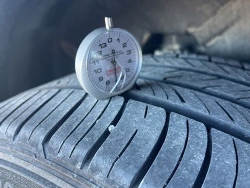 Used 2016 Volvo XC90 T6 Inscription w/ Vision Package image 11