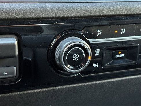 Certified 2024 Chevrolet Silverado 2500 LT image 29