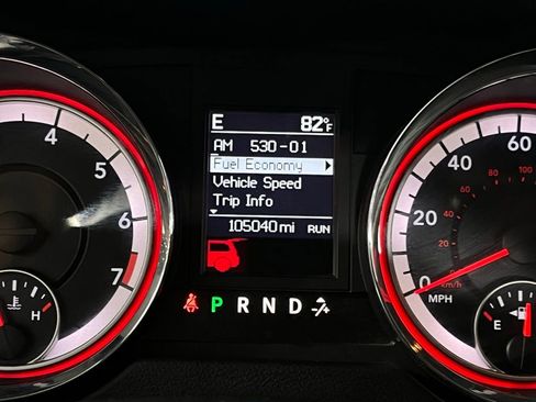 Used 2019 Dodge Grand Caravan SE w/ UConnect Hands-Free Group image 11