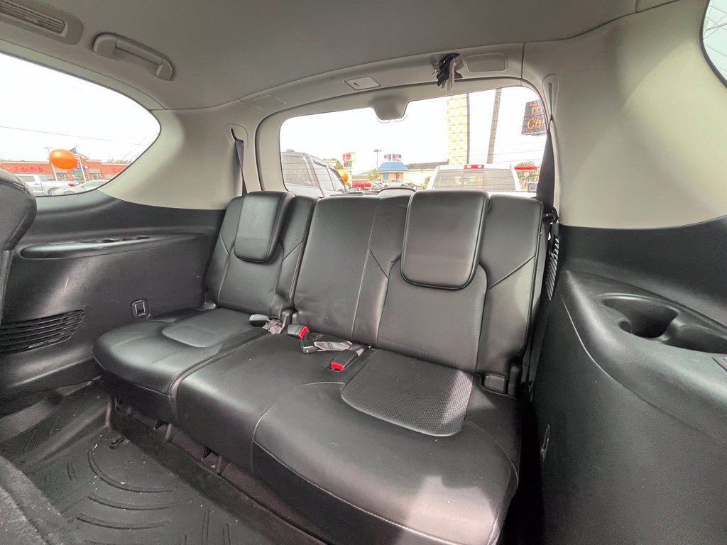 Used 2018 Nissan Armada Platinum w/ Interior Lighting Package AWD/4WD image 36