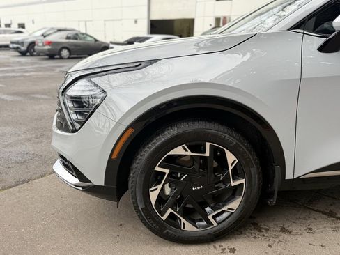Certified 2024 Kia Sportage SX image 6