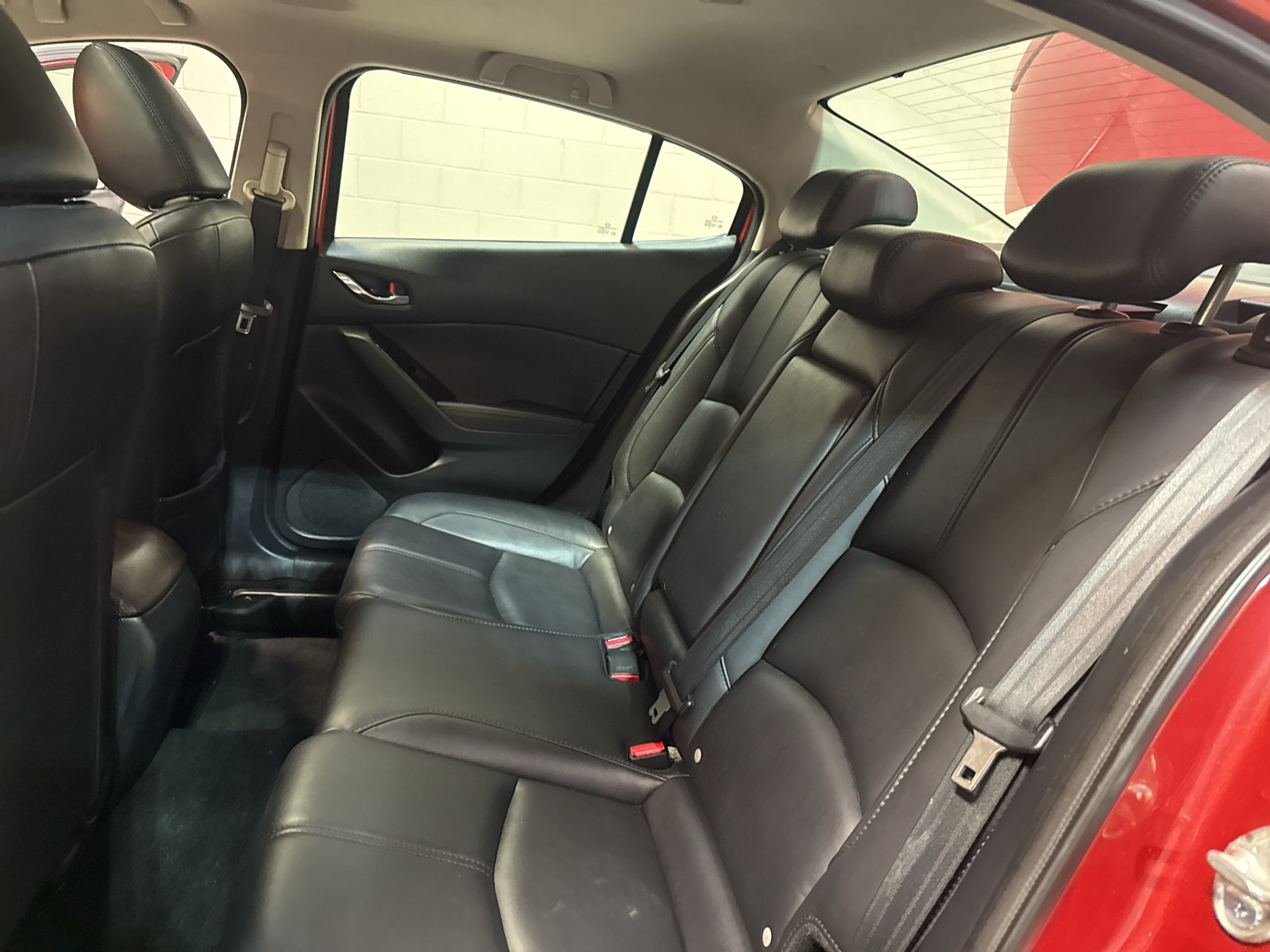 Used 2018 MAZDA MAZDA3 Touring FWD image 23