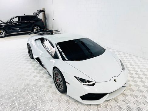 Used 2015 Lamborghini Huracan LP 610-4 AWD/4WD image 22