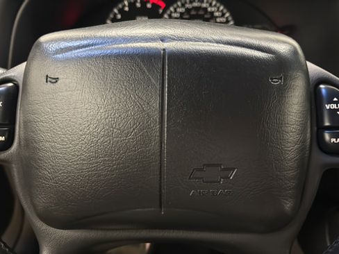 Used 2000 Chevrolet Camaro Z28 w/ SS Performance/Appearance Pkg RWD image 22