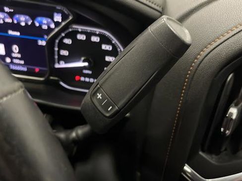 Used 2020 GMC Sierra 2500 AT4 w/ AT4 Premium Package AWD/4WD image 19