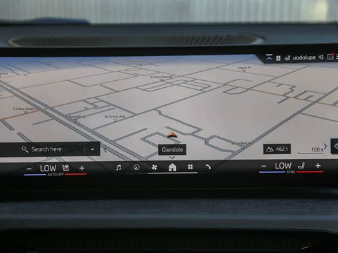 New 2026 BMW 330i Sedan w/ M Sport Package image 11