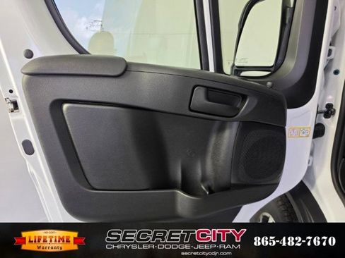 New 2027 RAM ProMaster 2500 w/ Quick Order Package 22G SLT FWD image 12