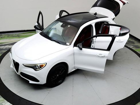 Used 2020 Alfa Romeo Stelvio Sport w/ Quick Order Package 22K Sport image 36