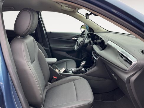 Used 2024 Buick Encore GX Preferred image 18