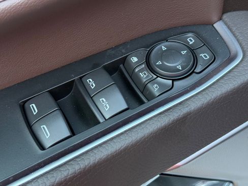 New 2025 GMC Sierra 2500 Denali w/ Denali Reserve Package image 13