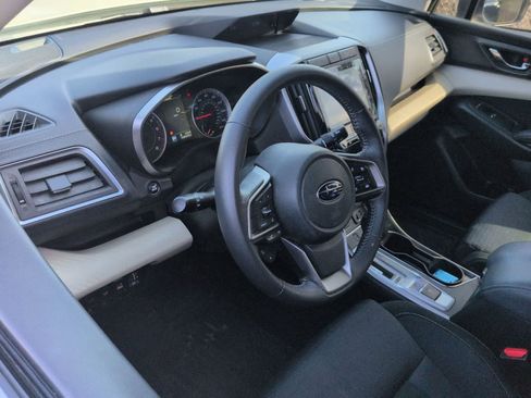 Used 2021 Subaru Ascent Premium w/ Convenience Package image 10