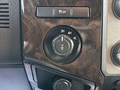 Used 2014 Ford F250 Platinum w/ Snow Plow Prep Package image 36