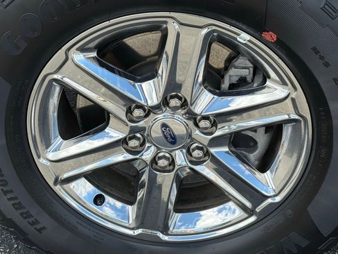 Used 2025 Ford F150 XLT w/ Equipment Group 301A Standard AWD/4WD image 10